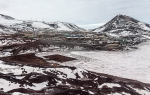 f2_McMurdo-Base_06Feb13_010